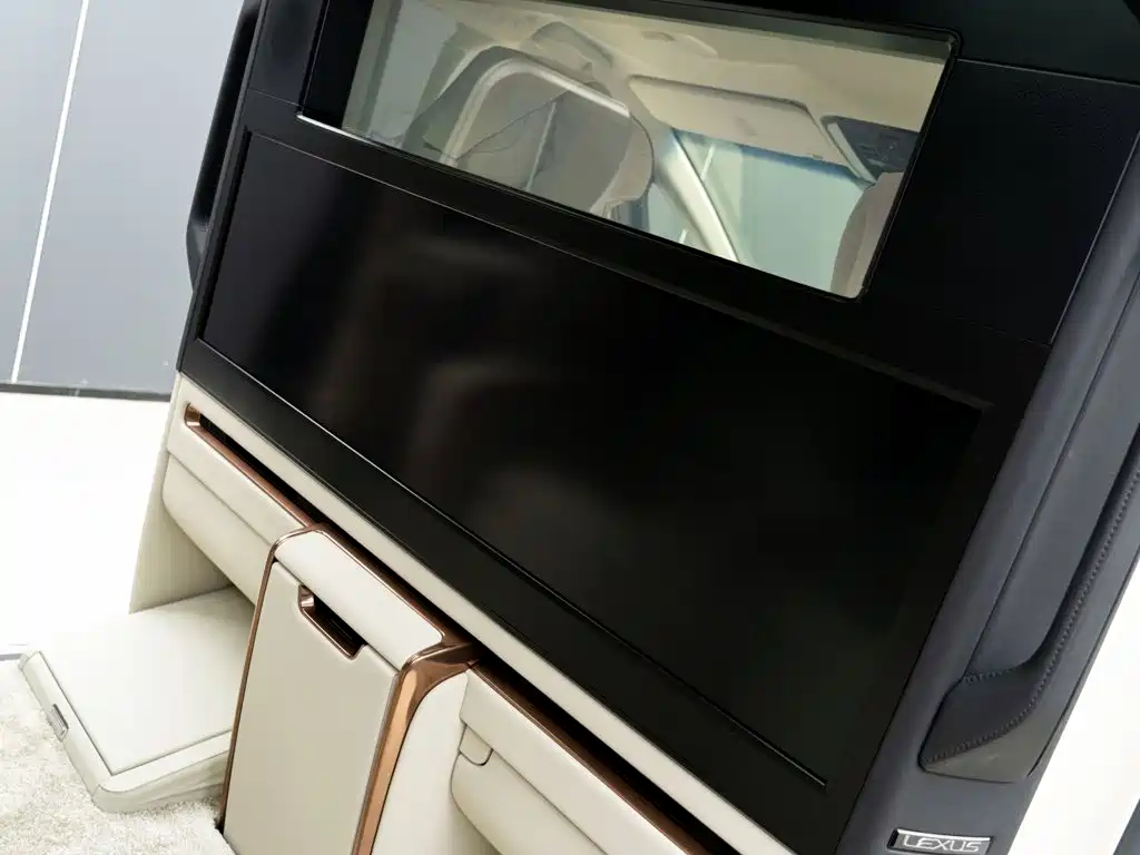 Lexus LM 2026 2025 Model 500h Four-Seater Imperial Edition