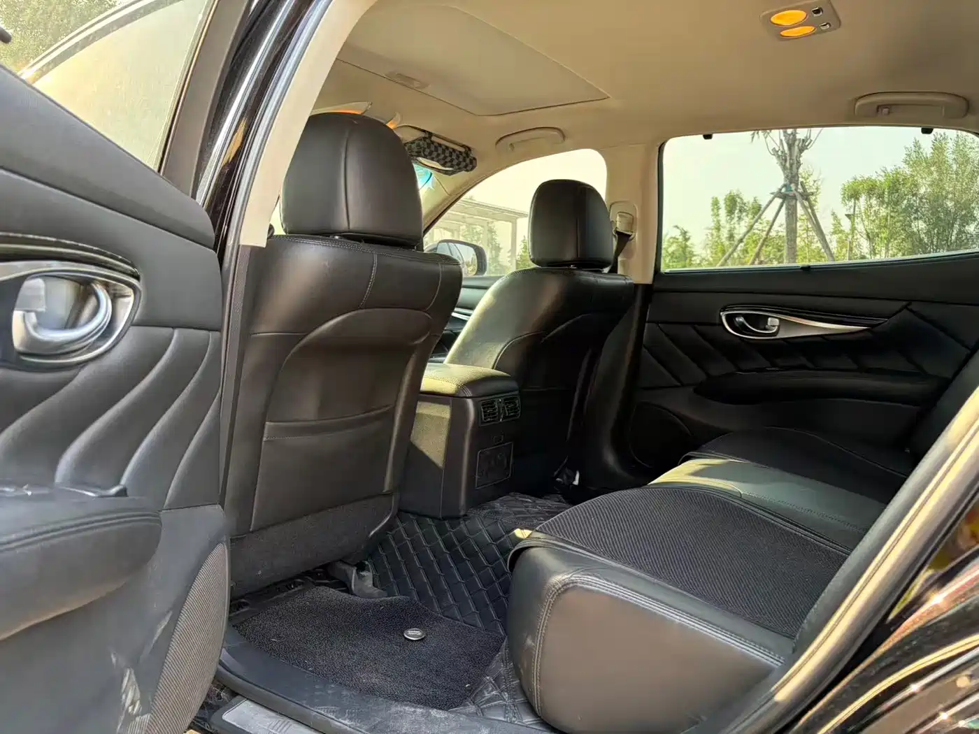 Infiniti Q70 2017 2017 Q70L 2.5L Elite Edition