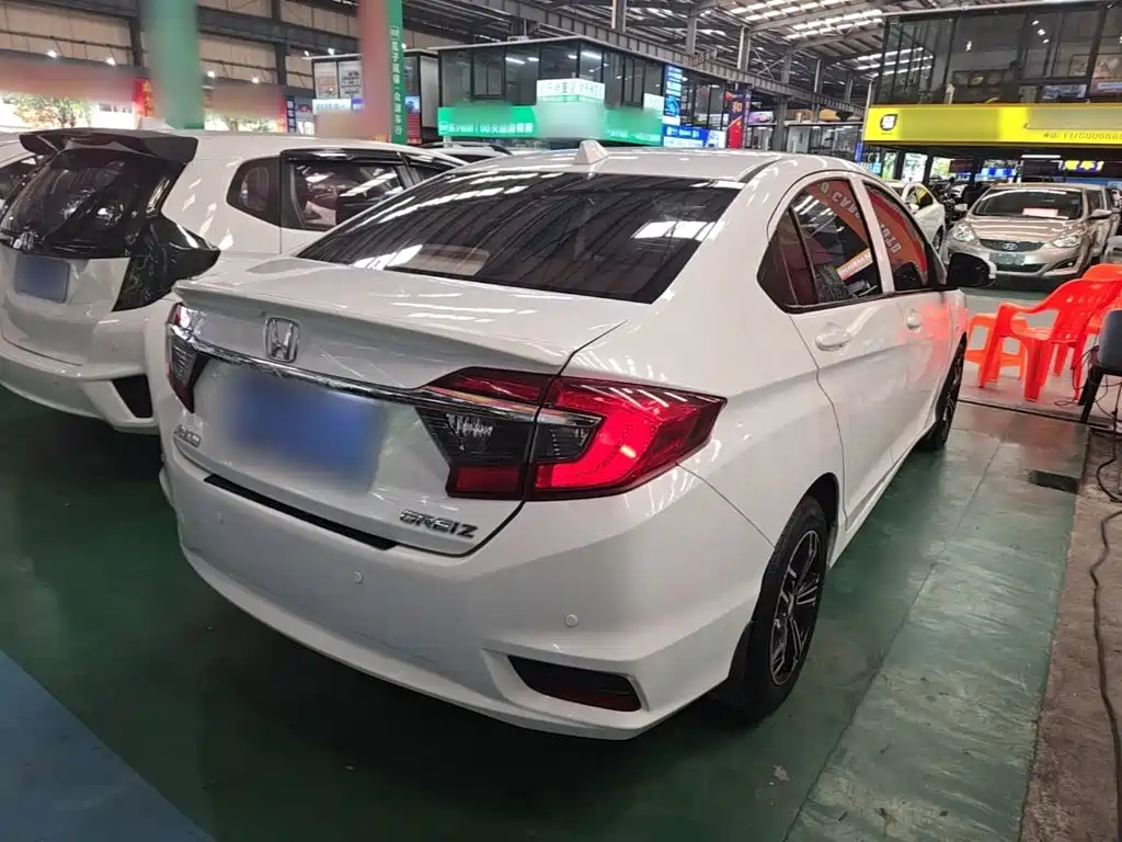 Honda Greiz 2019 2016 1.5L CVT Classic Edition