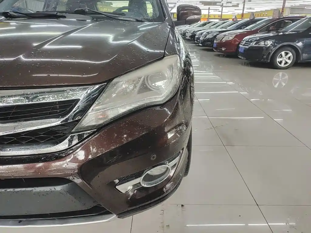 BYD S7 2015 2015 2.0T Automatic Flagship Model