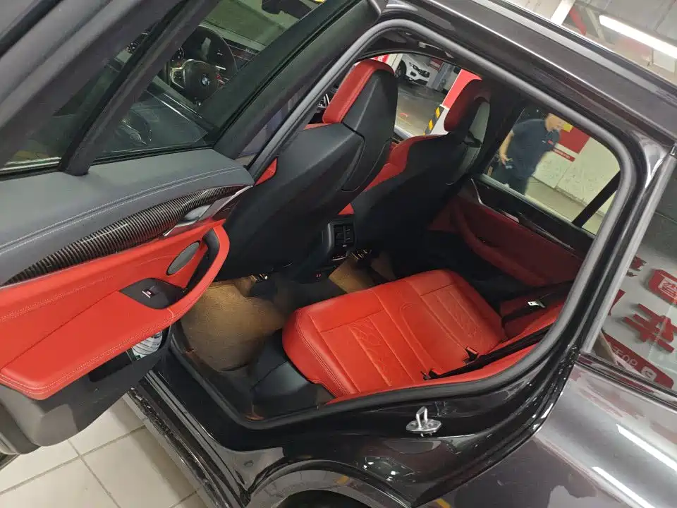 Фото 6 - BMW X3 M