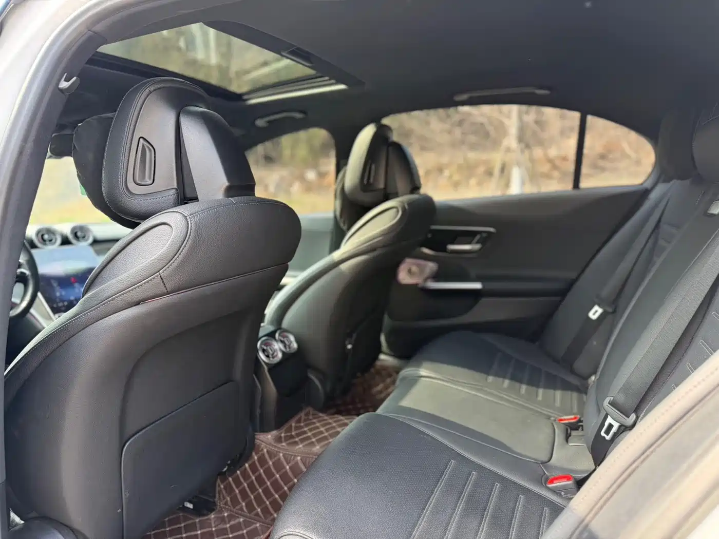 Mercedes-Benz C-Class 2024 Facelift C 200 L Sport фото 9
