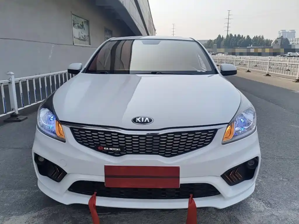 Kia K2 2017 2017 Sedan 1.4L AT GLS