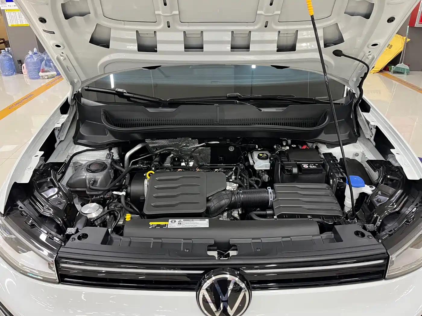 Volkswagen Tharu 2025 New Edge 1.5L Aspiration Edition фото 4