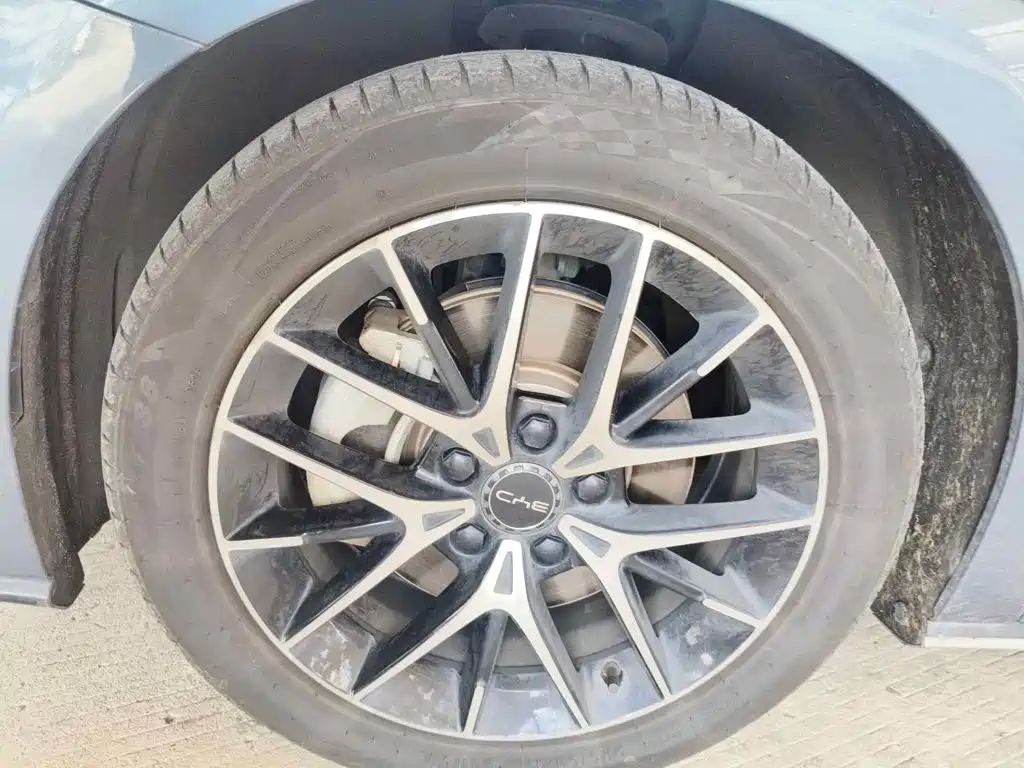BYD Seal 07 DM-i 2025 2025 Smart Drive Edition DM-i 1.5L 125km Premium