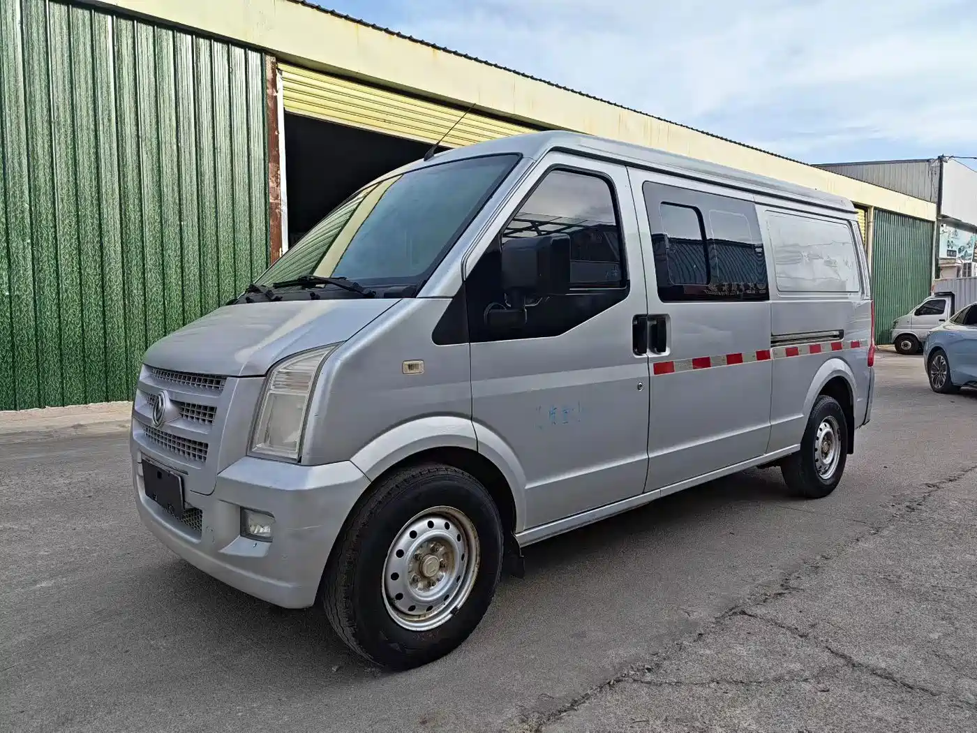 Dongfeng Xiaokang DFSK C35 2021 2019 1.5L Basic Type II Hatchback China VI DK15