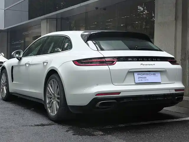 Porsche Panamera 2017 Panamera 4 Sport Turismo 3.0T — фото 4