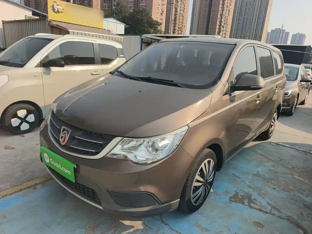 Фото 1 - Baojun 730