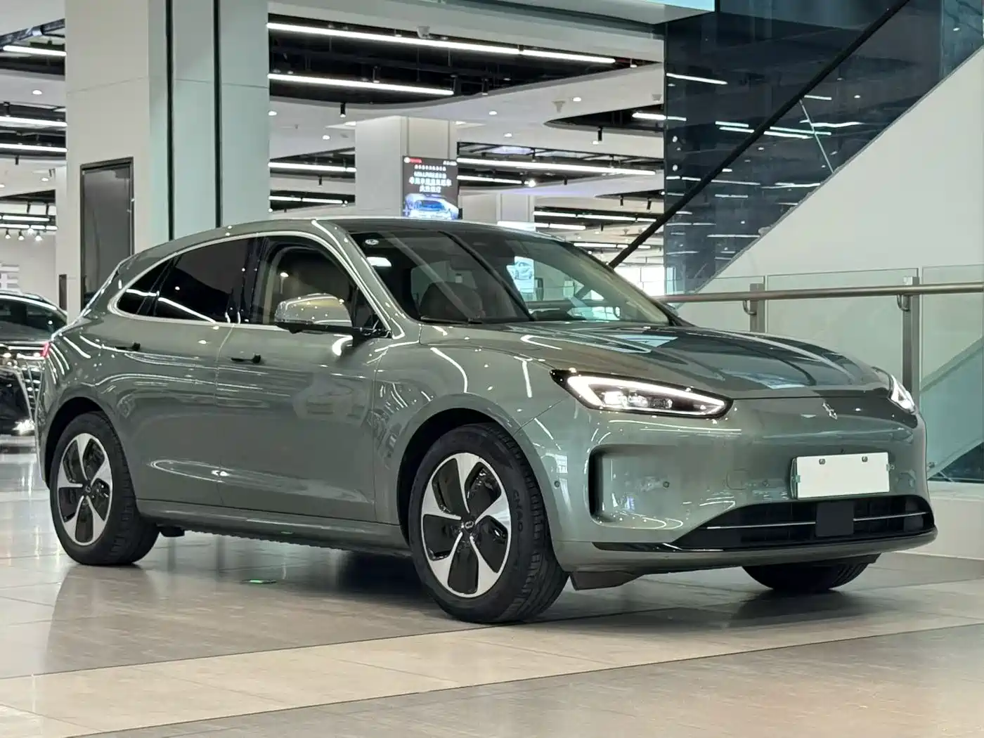 AITO Wenjie AITO M5 2022 Pure Electric RWD Standard Edition фото 3