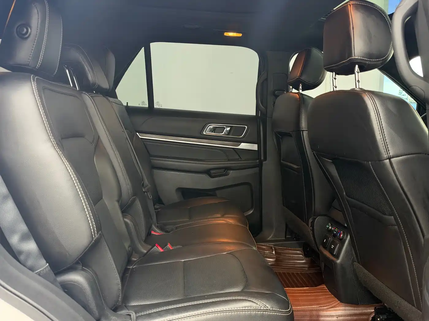 Ford Explorer (Import) 2018 2017 2.3T Elite Edition