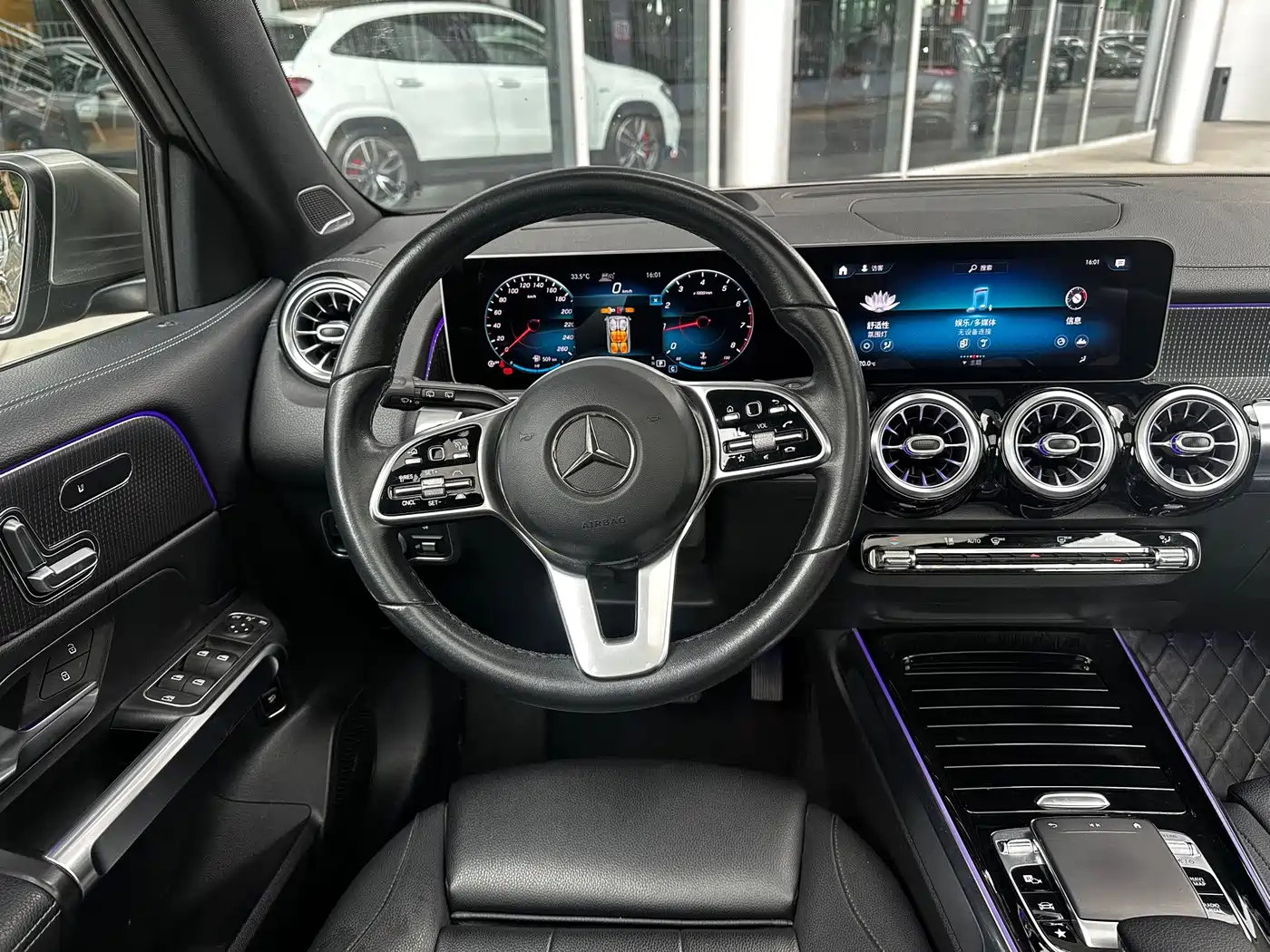 Mercedes-Benz GLB 2019 2020 GLB 200 Fashion