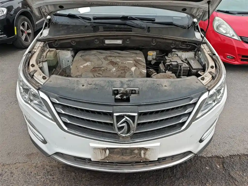 Baojun 560 2017 2016 1.8L Manual Luxury