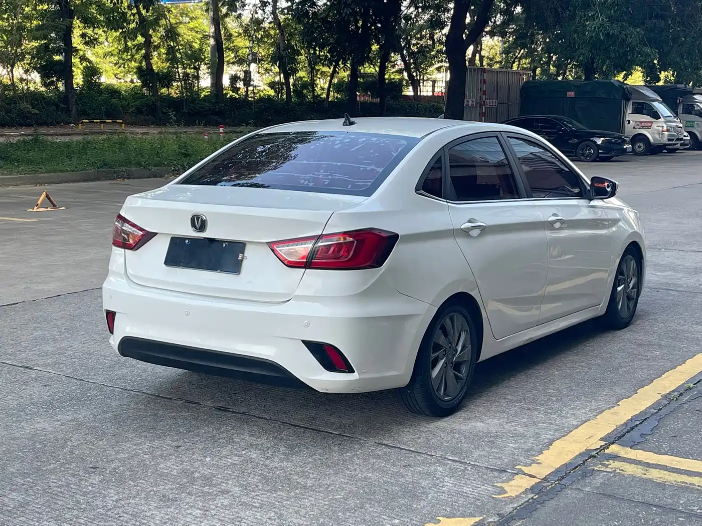 Changan Eado DT 2019 2018 1.6L Manual Intelligent Luxury