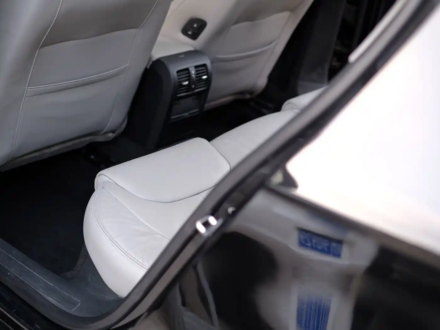 Volkswagen Magotan 2010 2011 1.4TSI Elite