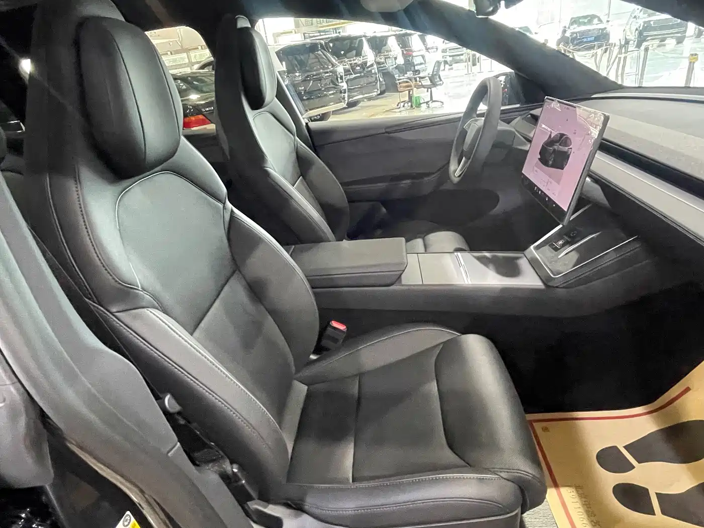 Tesla Model Y L 2025 2025 Facelift Long Range AWD