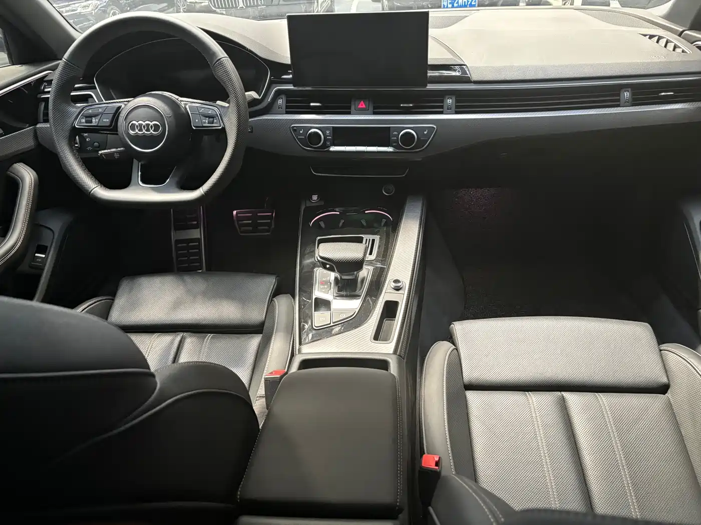 Audi A4L 2025 2025 2 Million Celebration Edition 40 TFSI Luxury Dynamic