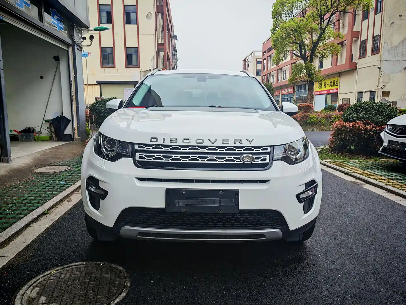 Land Rover Discovery Sport 2019 240PS HSE Edition China V фото 2