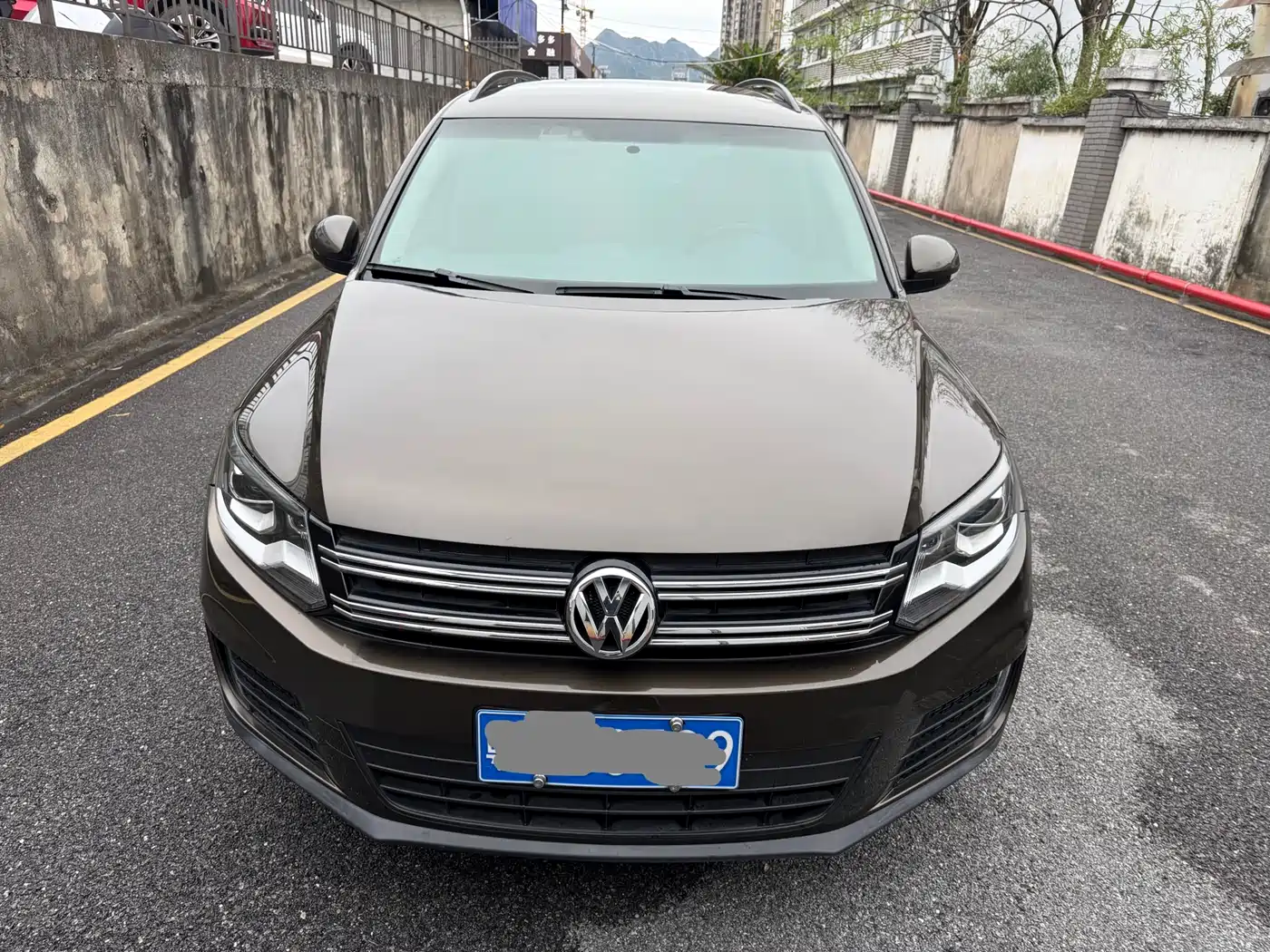 Volkswagen Tiguan 2015 1.8TSI Automatic 2WD Trendline фото 3