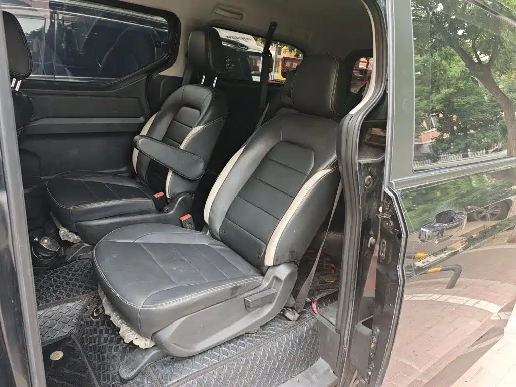Wuling Motors Wuling Journey 2022 2021 1.5T Manual Luxury Edition