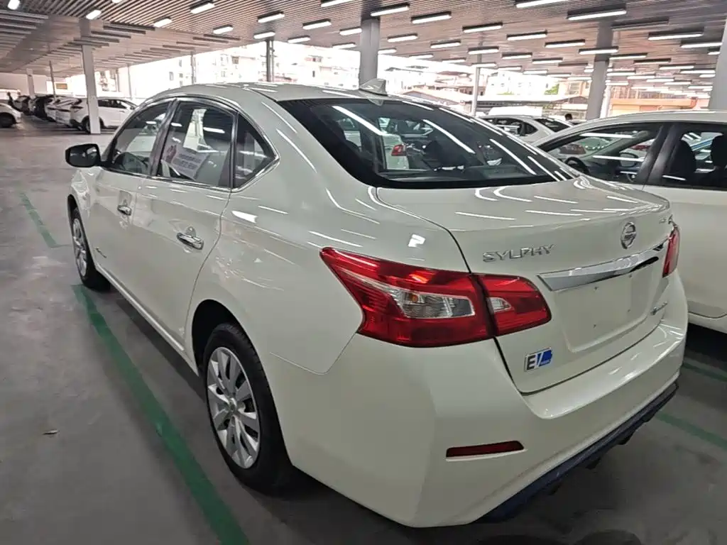 Nissan Sylphy Zero Emission 2019 2018 Intelligent Premium Edition