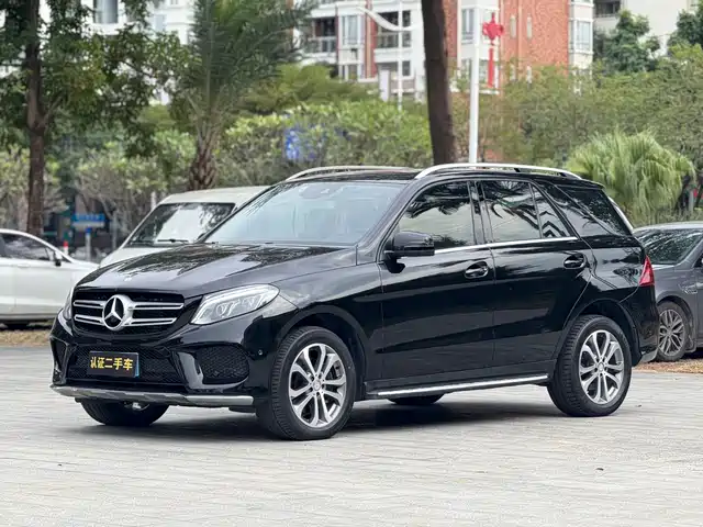 MERCEDES-BENZ GLE
