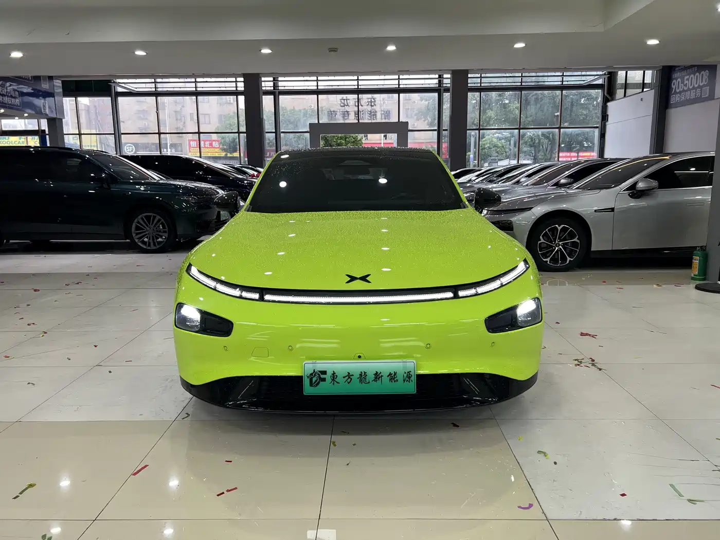 Фото 2 - XPeng P7