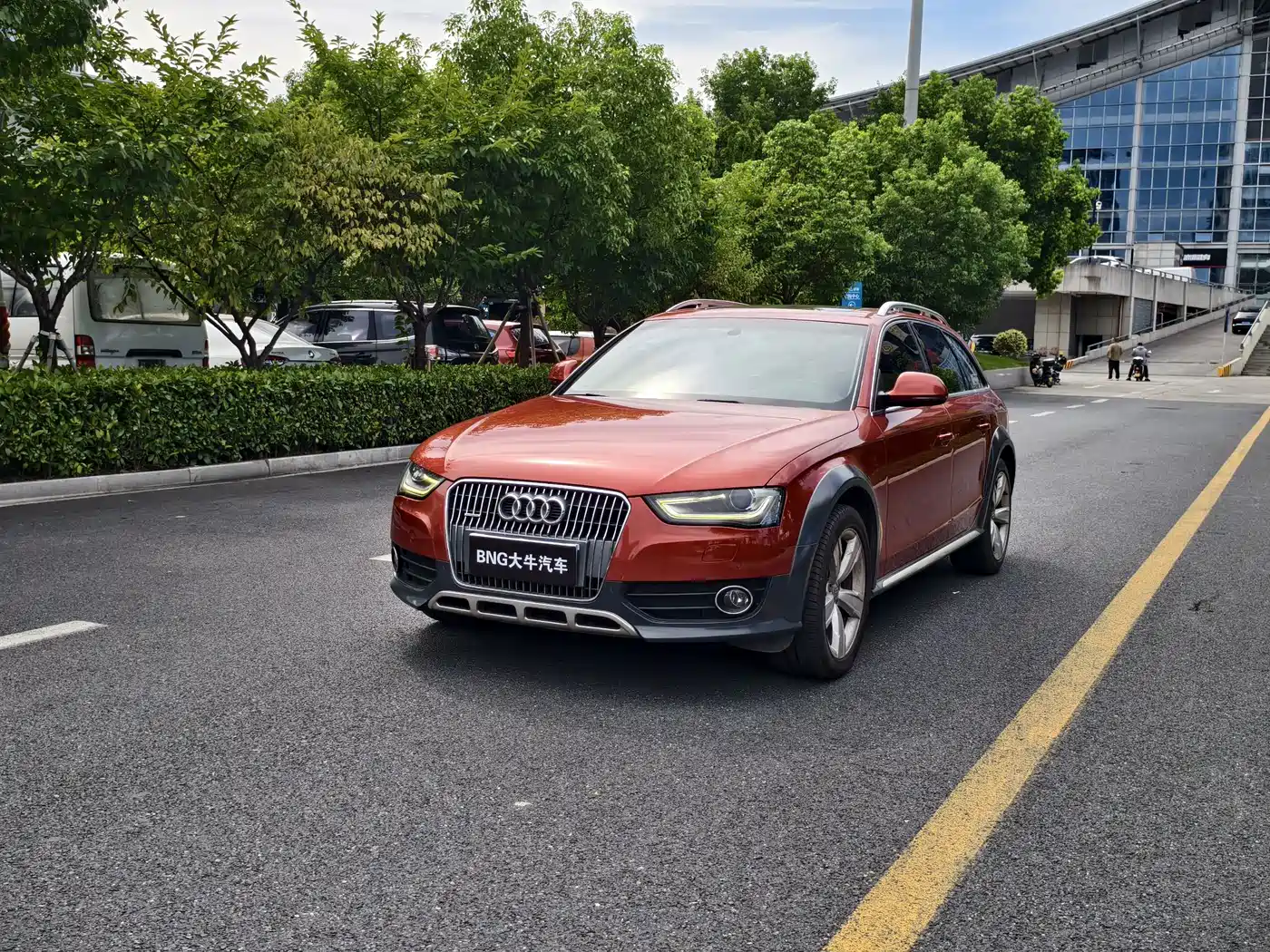 Audi A4 (Import) 2014 2013 40 TFSI allroad quattro Luxury