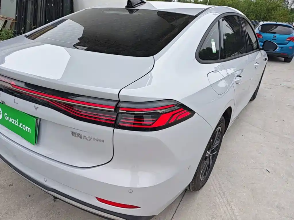 Geely Galaxy Galaxy A7 2026 2025 EM-i 70km Voyage Edition