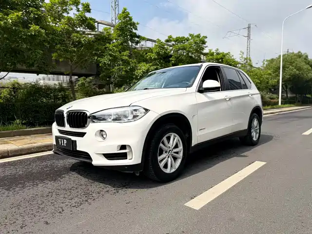 BMW X5 (Import) 2018 xDrive35i Elegant Model