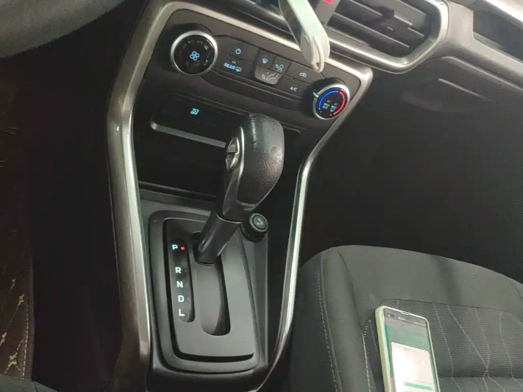 Ford EcoSport 2018 2018 1.5L Automatic Platinum Wing