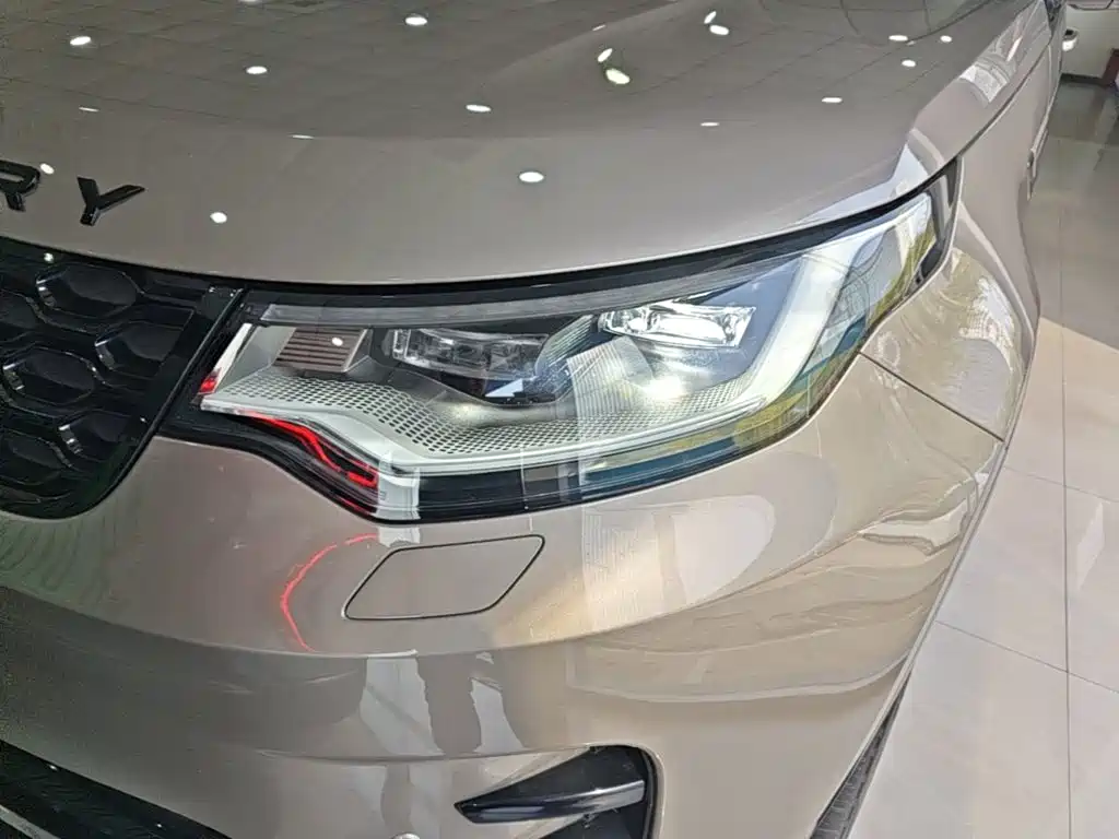 Photo 24 - Land Rover Discovery
