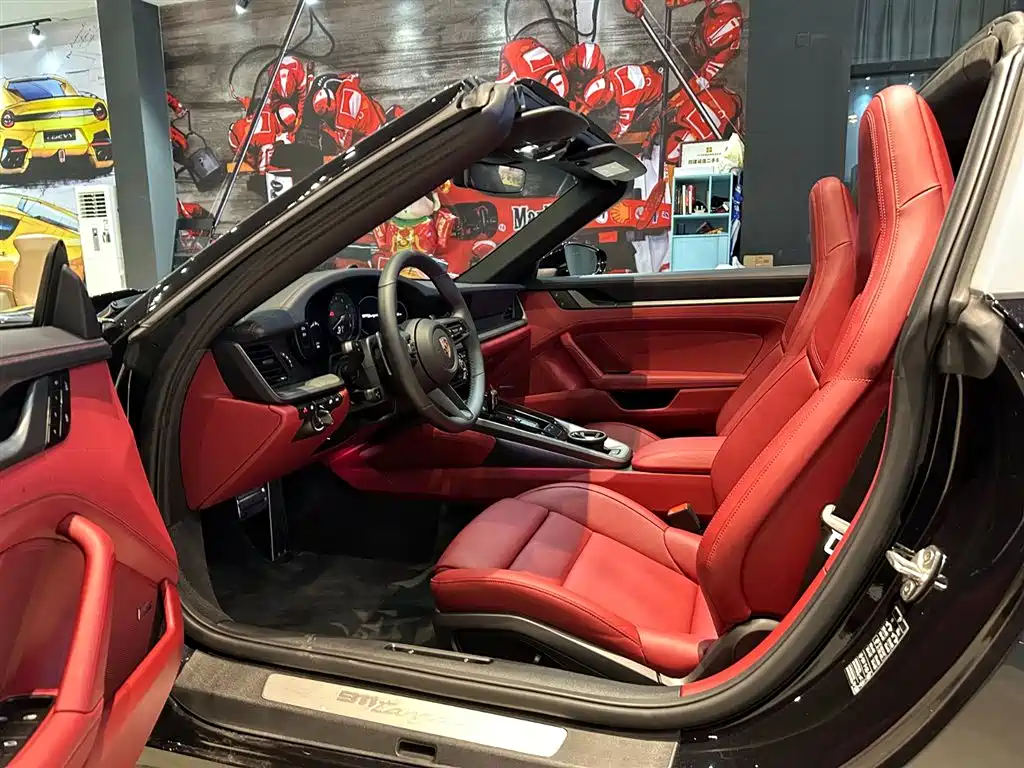 Porsche 911 2023 Targa 4 3.0T фото 8