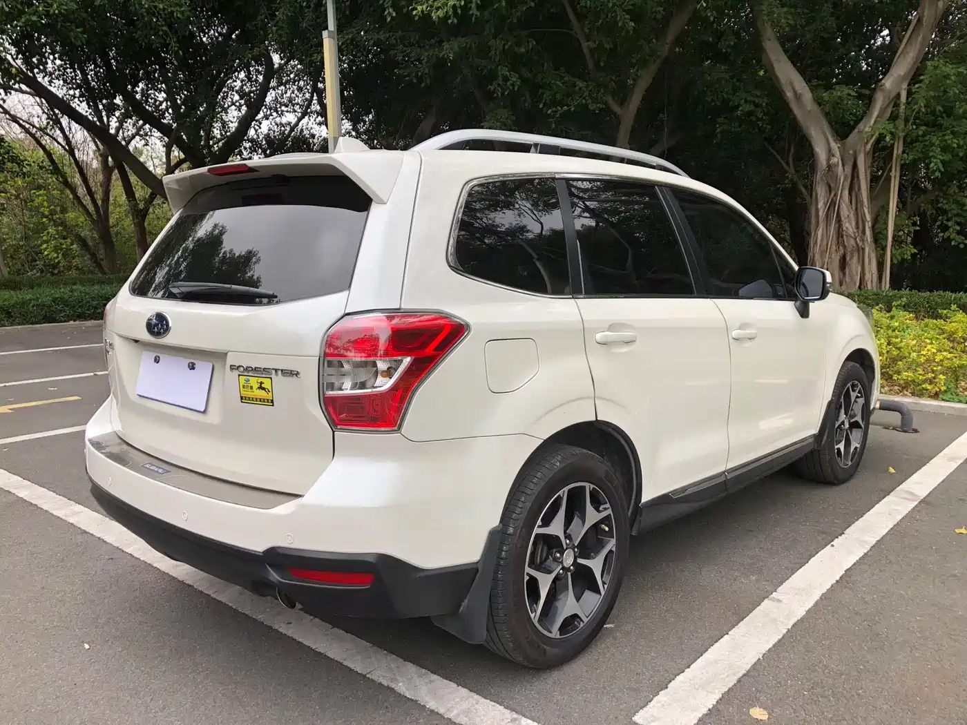 Subaru Forester 2013 2.5i Automatic Premium Edition фото 4