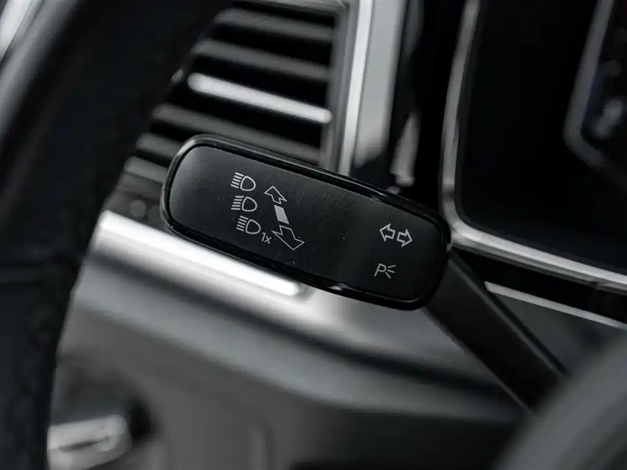 Volkswagen Teramont 2019 Model Teramont X 380TSI 4WD Prestige Luxury Edition фото 11