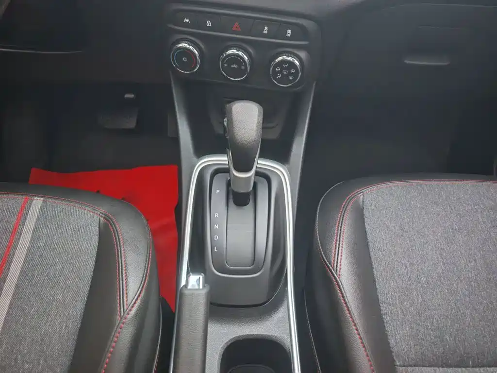 Chevrolet Trax 2020 2019 Redline 335T CVT Extreme Edition (China VI)