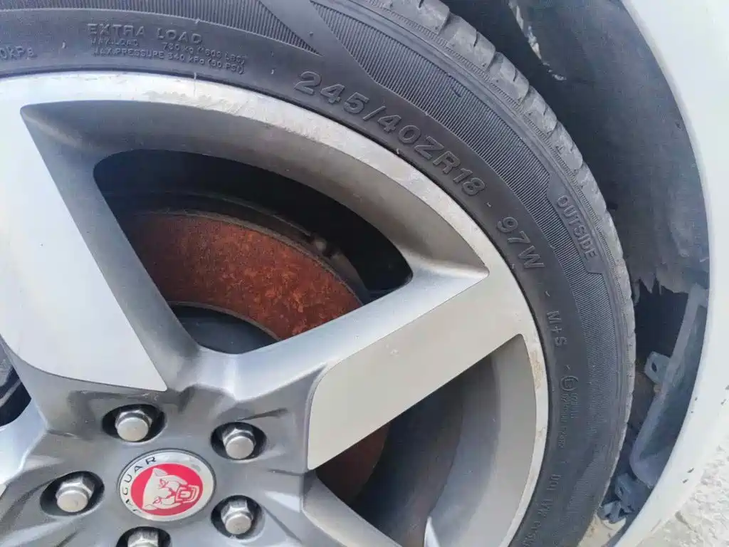 Jaguar XE 2016 2015 2.0T 200PS R-Sport