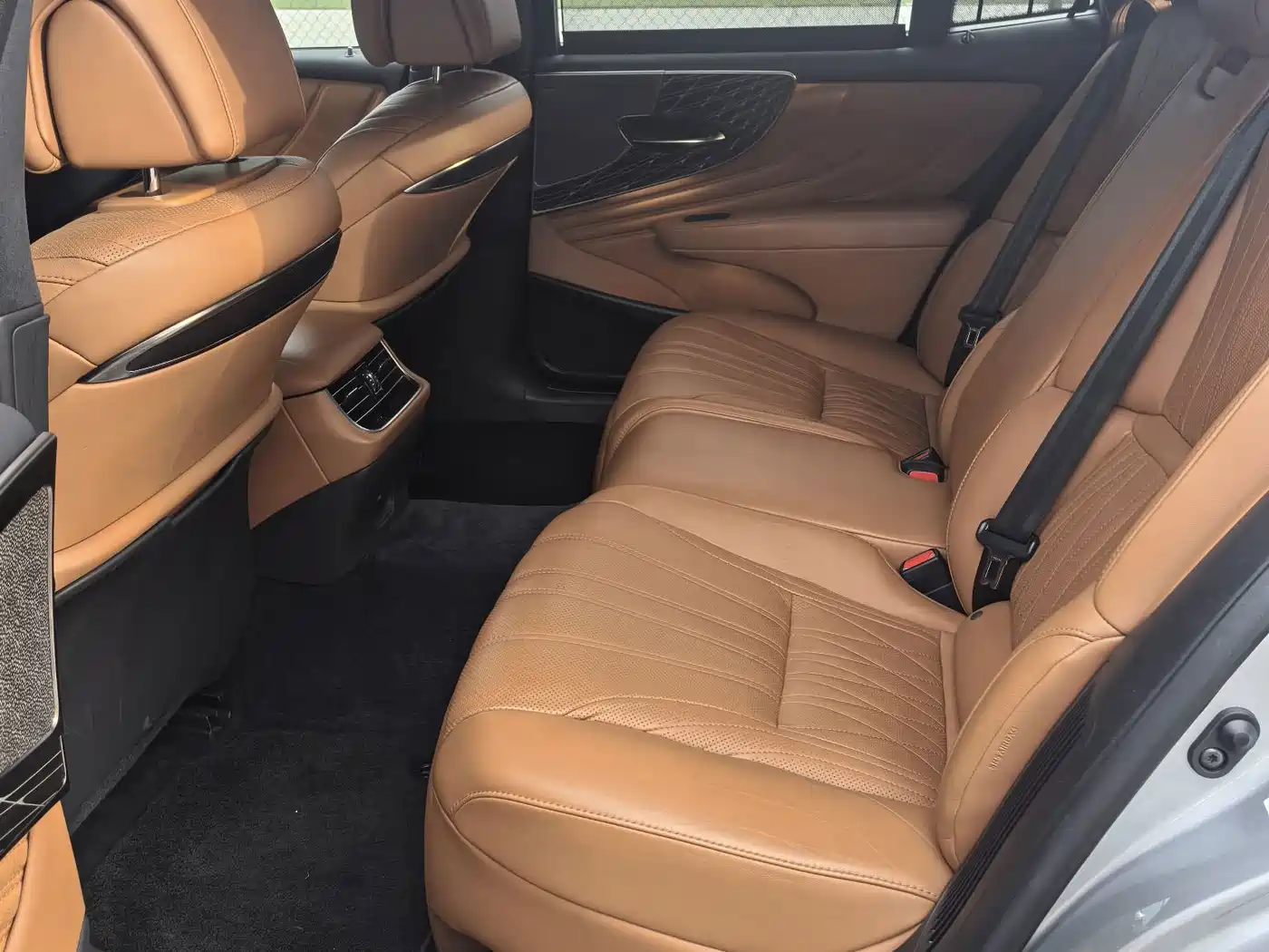 Lexus LS 2021 2021 500h Executive Edition