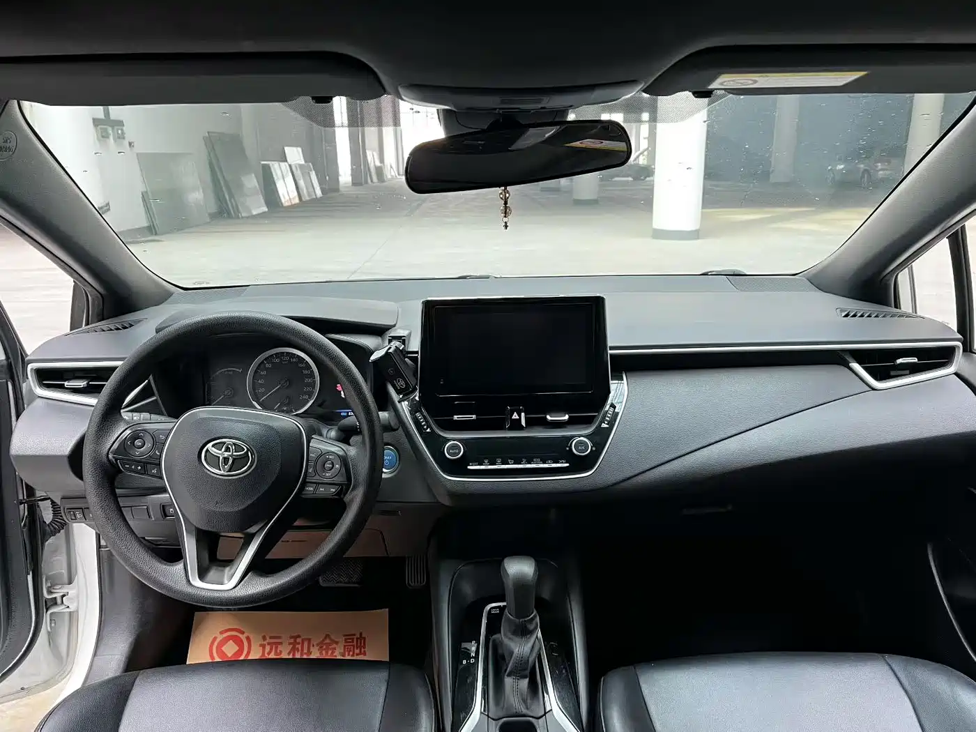 Toyota Levin 2022 Dual Engine 1.8H E-CVT Luxury Edition фото 3