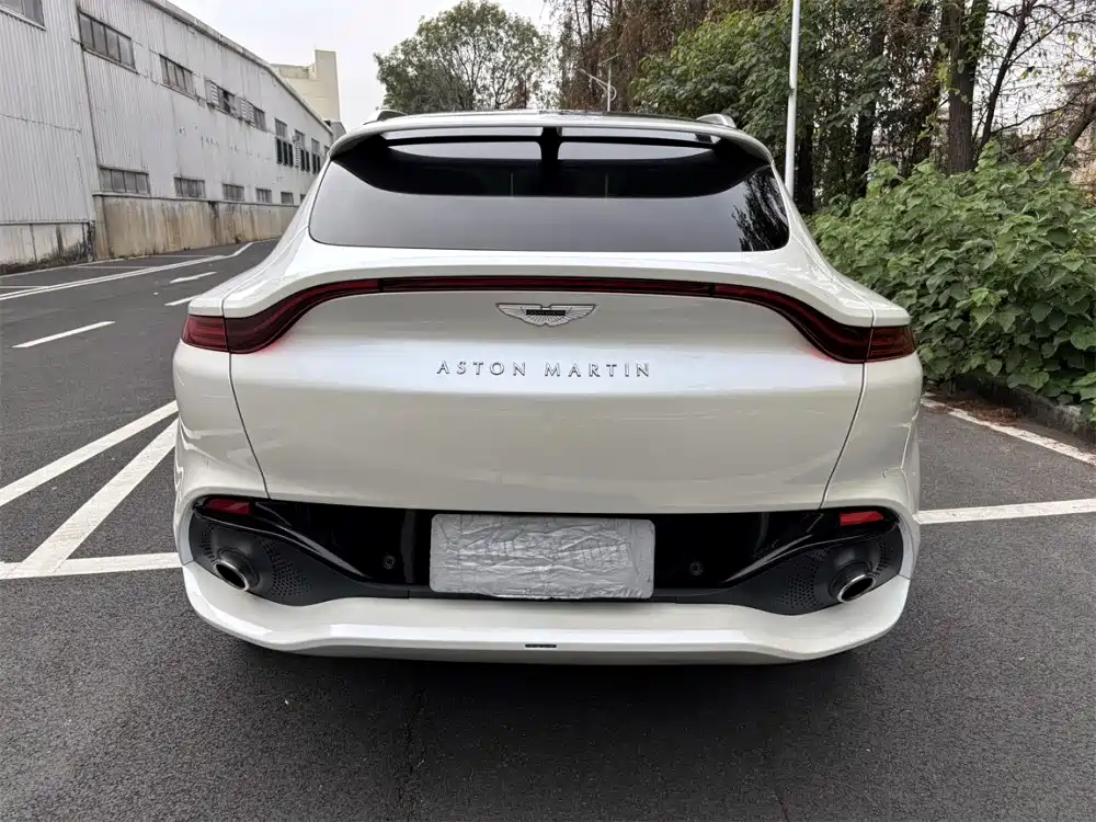 Aston Martin DBX 2021 2020 4.0T V8
