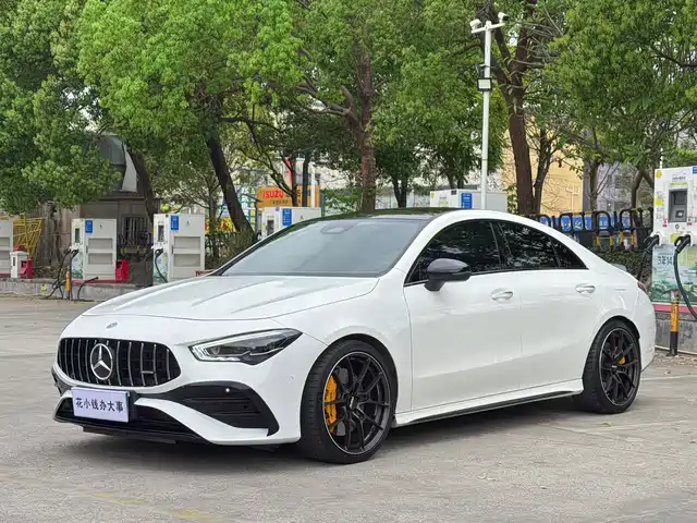 MERCEDES-BENZ CLA AMG