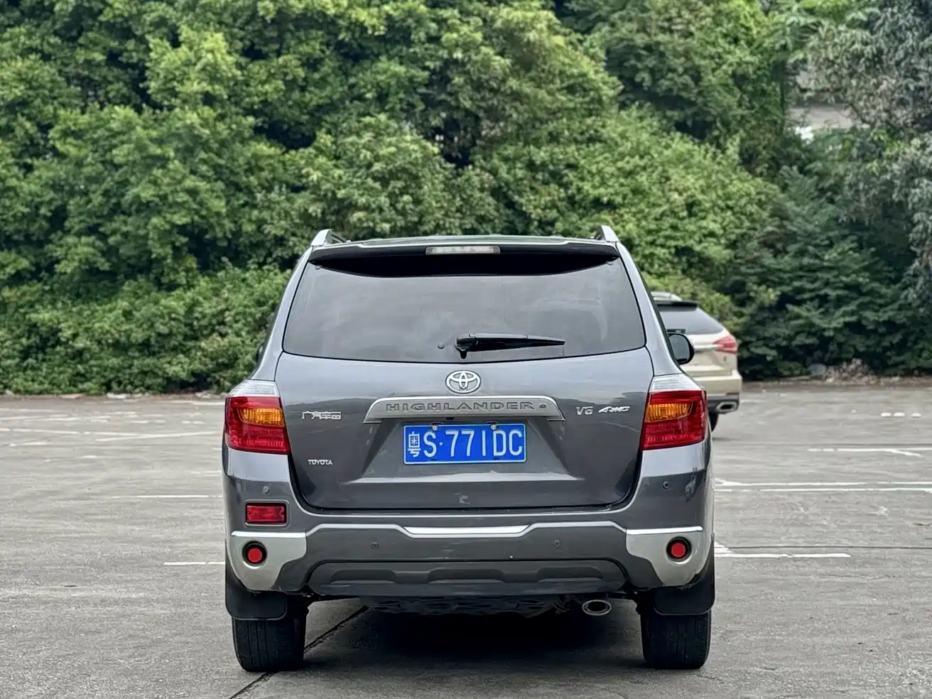Photo 20 - Toyota Highlander
