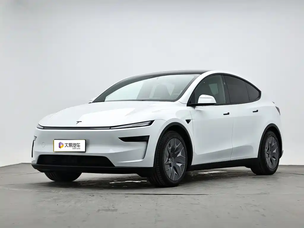Tesla Model Y L 2025