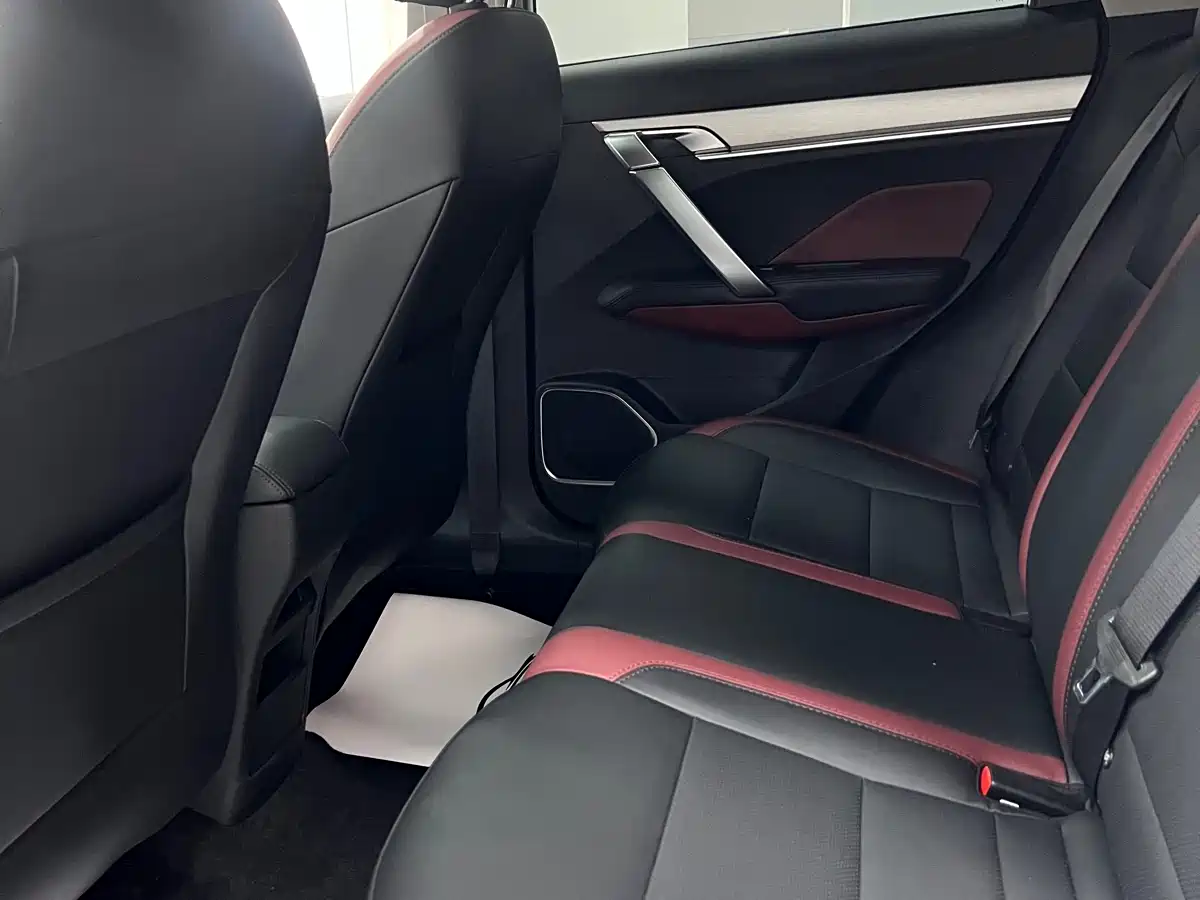 GEELY AUTOMOBILE BINYUE