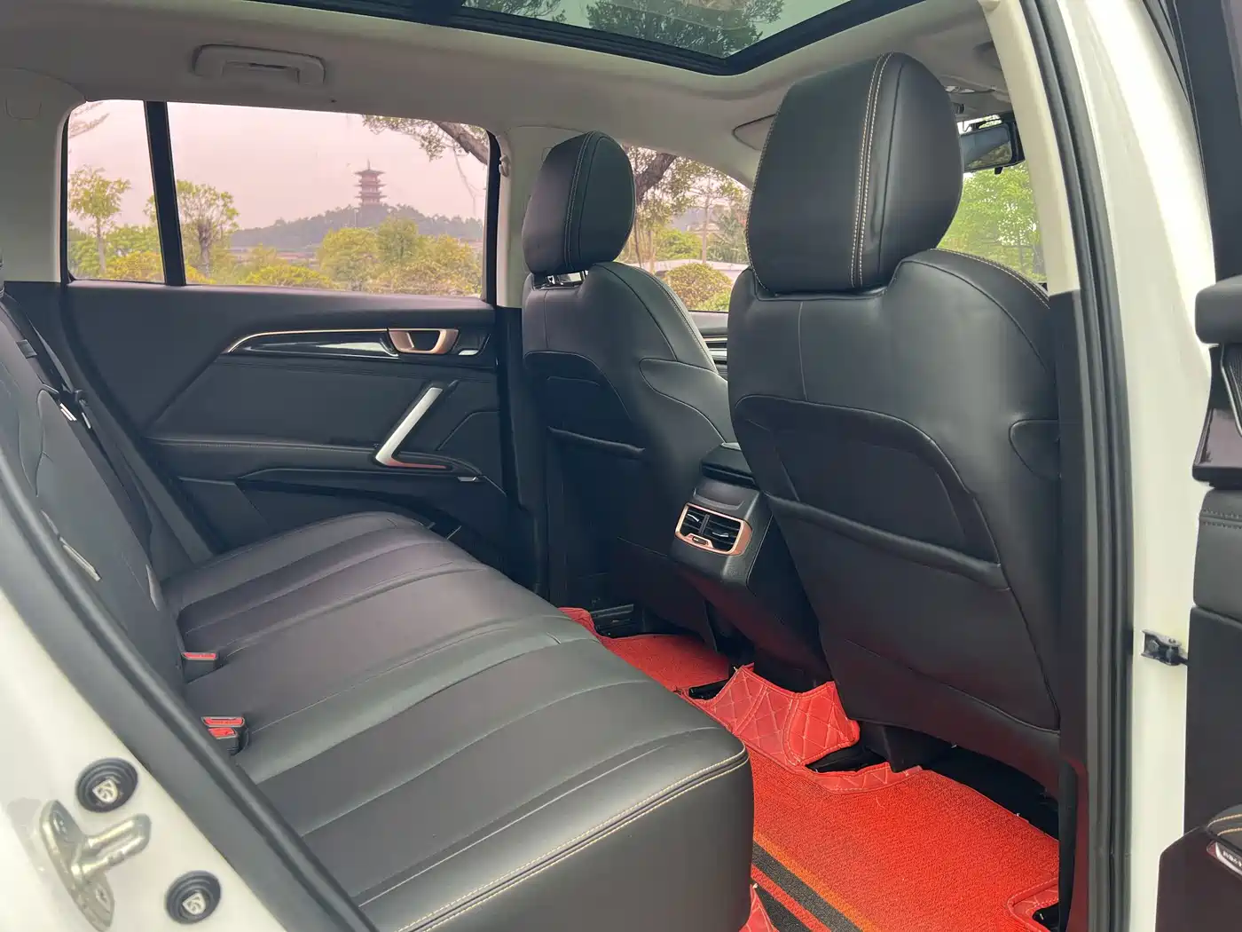 Baojun RS-5 2019 2019 1.5T CVT Intelligent Driving Luxury Edition China V