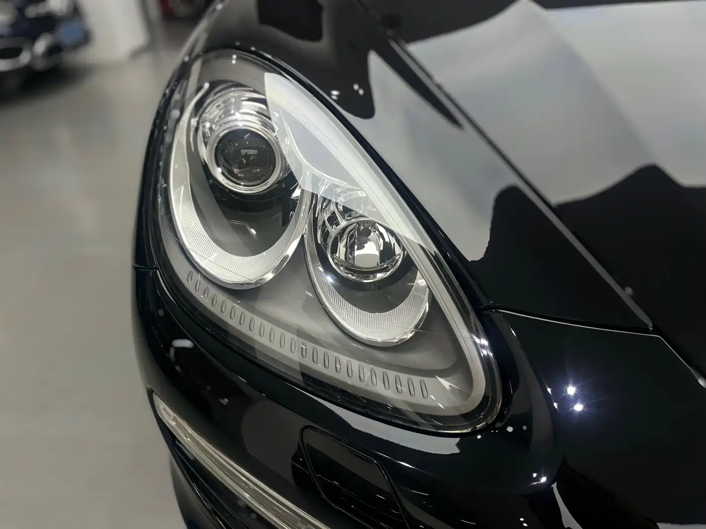 Porsche Cayenne 2011 Cayenne 3.0T фото 9