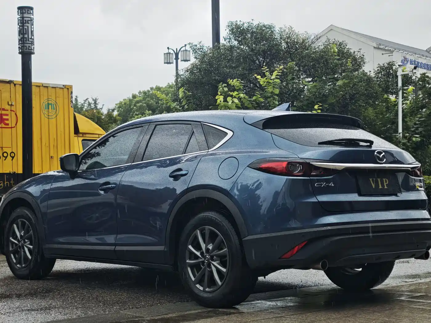 Фото 6 - Mazda CX-4