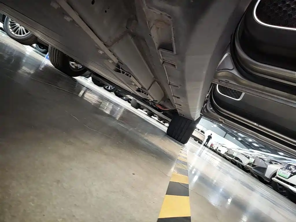 Geely Geometry M6 2023 2022 450 New Intelligence Edition