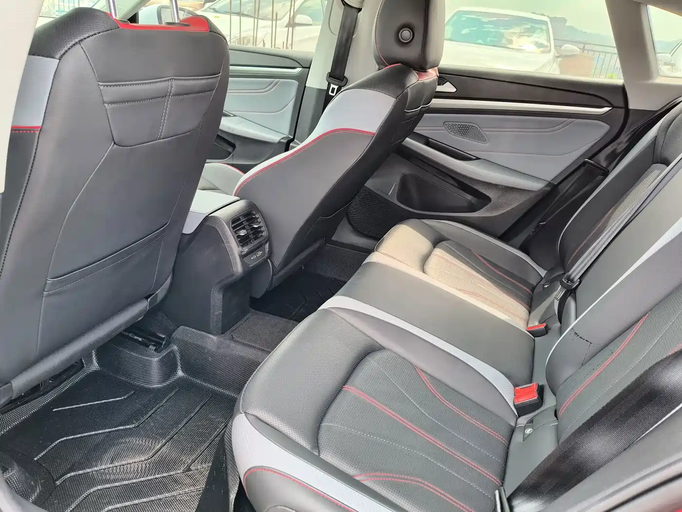 Volkswagen Lamando, миниатюра 15