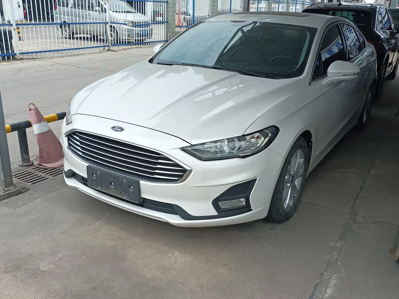 Ford Mondeo 2020 EcoBoost 180 Fashion