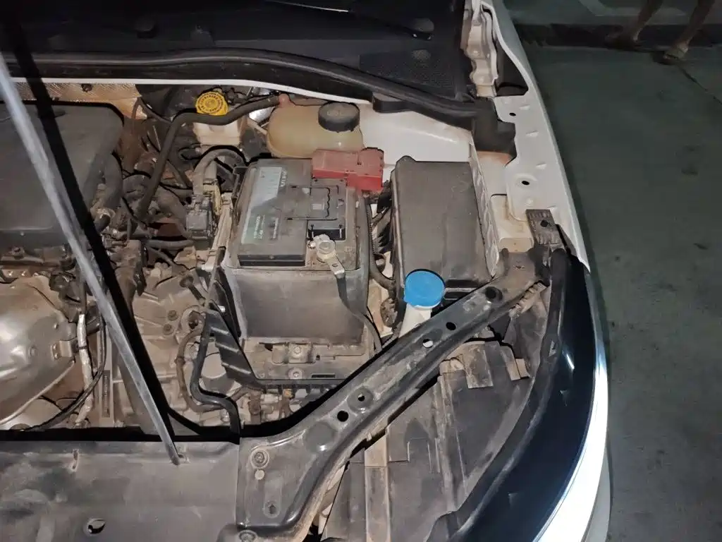 Roewe i6 2021 2020 PLUS 1.6L CVT 4G Connected Glory Flagship Edition